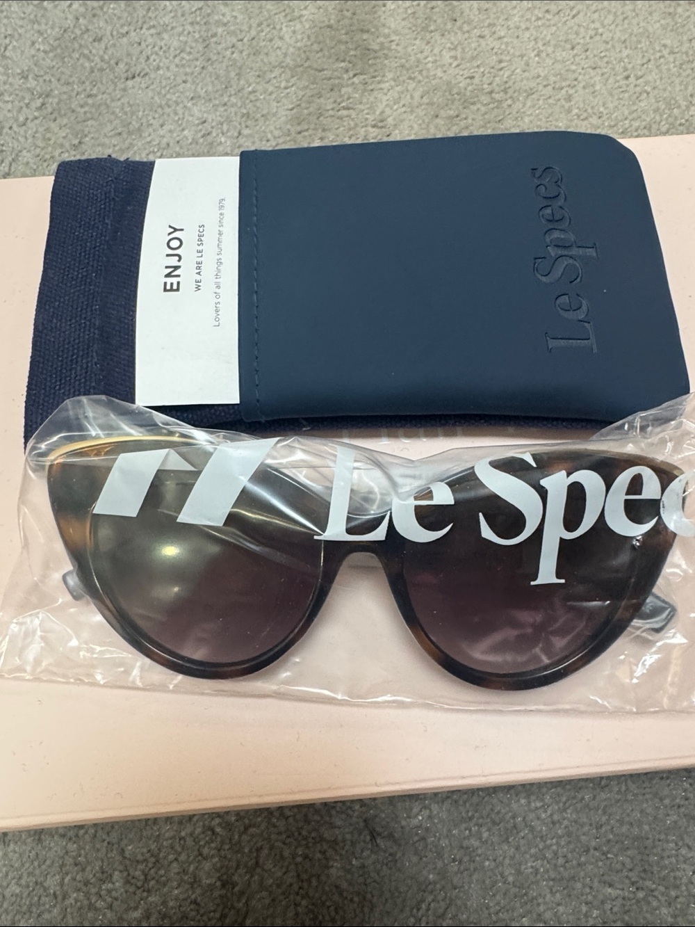 Le Specs Tortoiseshell Cat-Eye Sunglasses with Navy Pouch